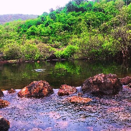 Rohan Homestay By Traviget Hospitality, Dapoli-Konkan Harnai Eksteriør bilde